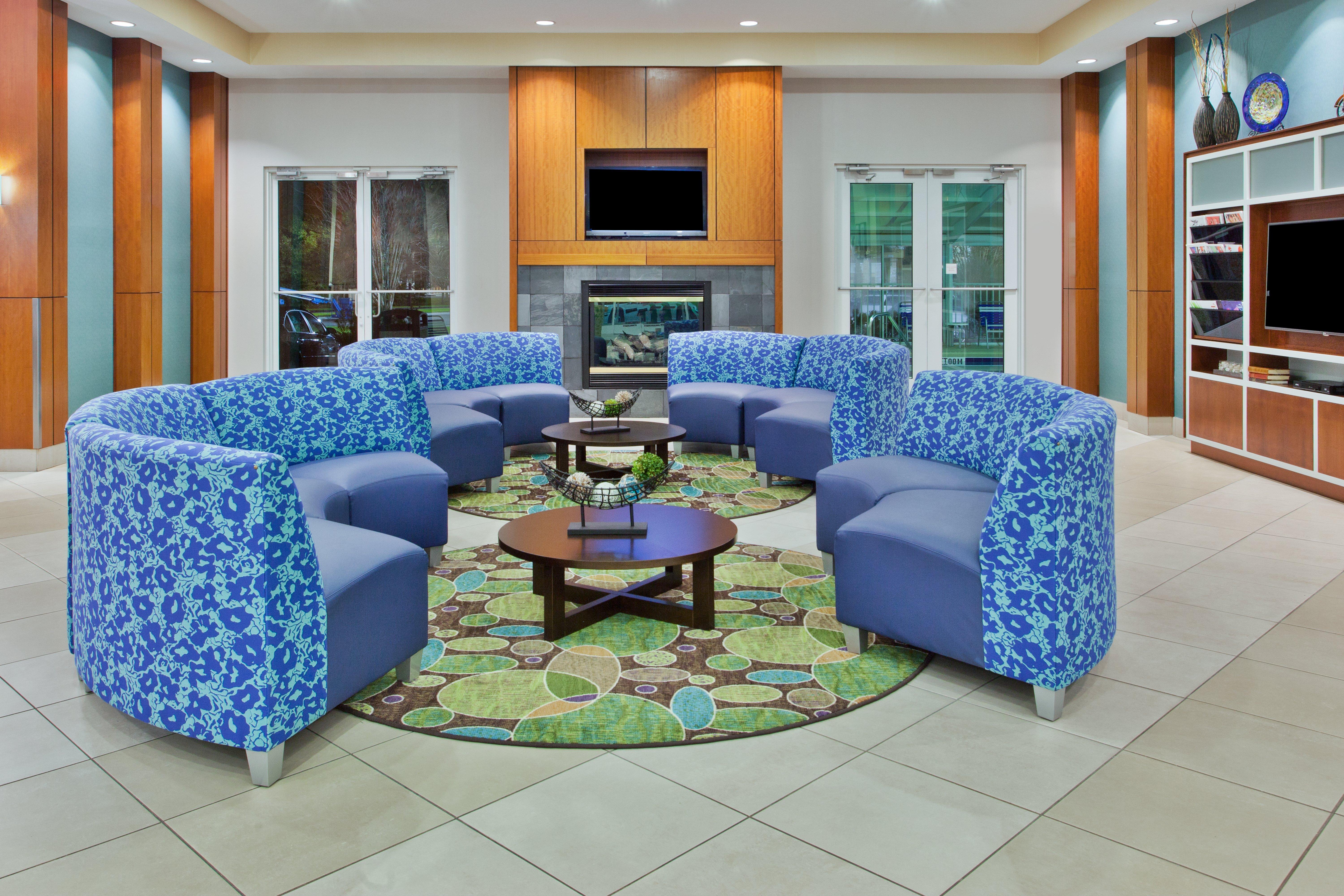 Holiday Inn Brunswick I-95 Екстериор снимка