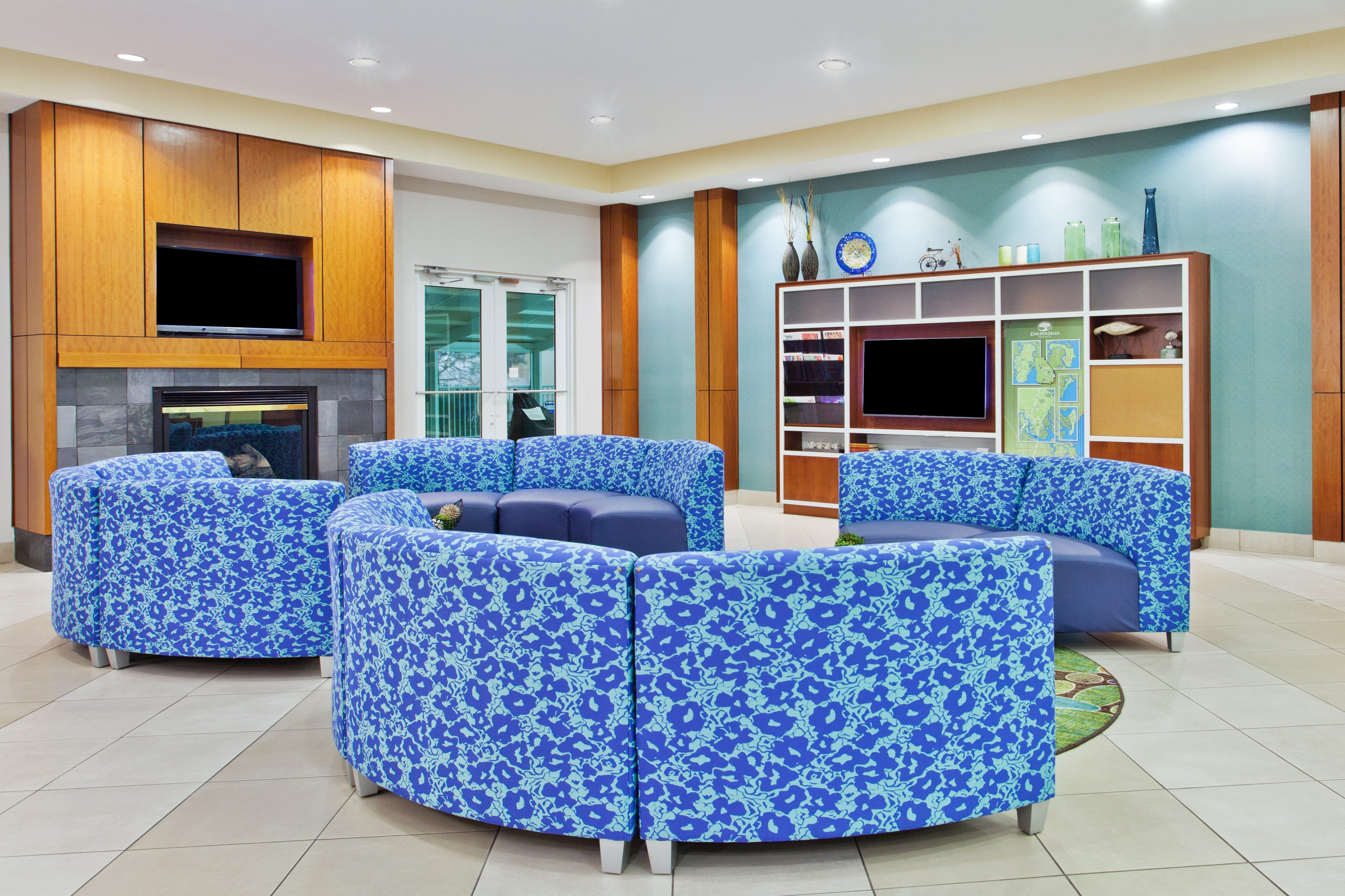 Holiday Inn Brunswick I-95 Екстериор снимка