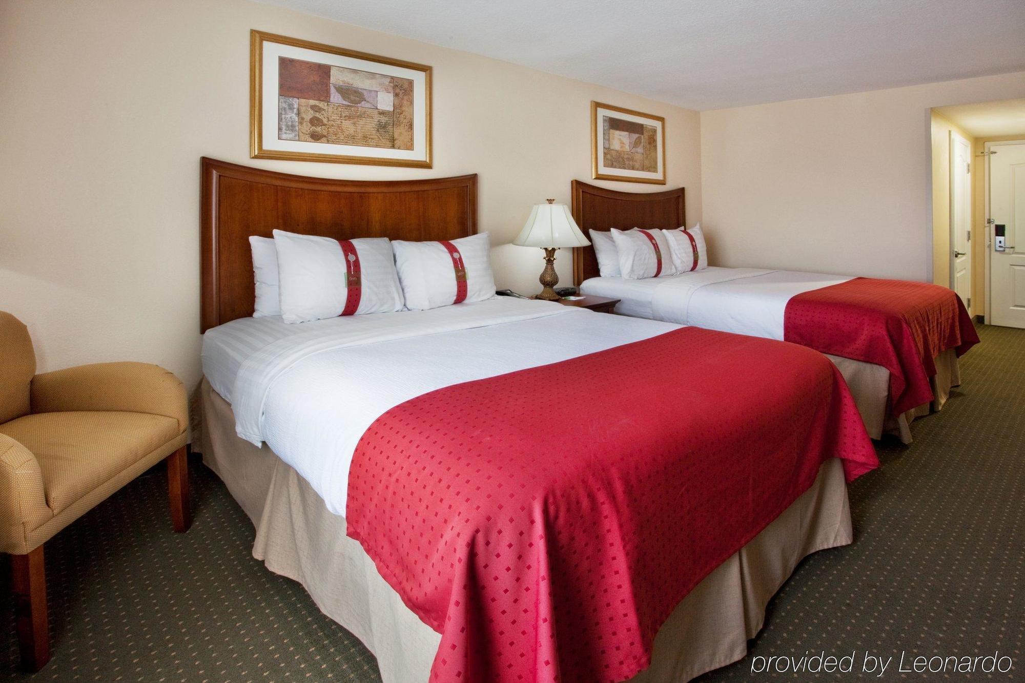 Holiday Inn Brunswick I-95 Стая снимка