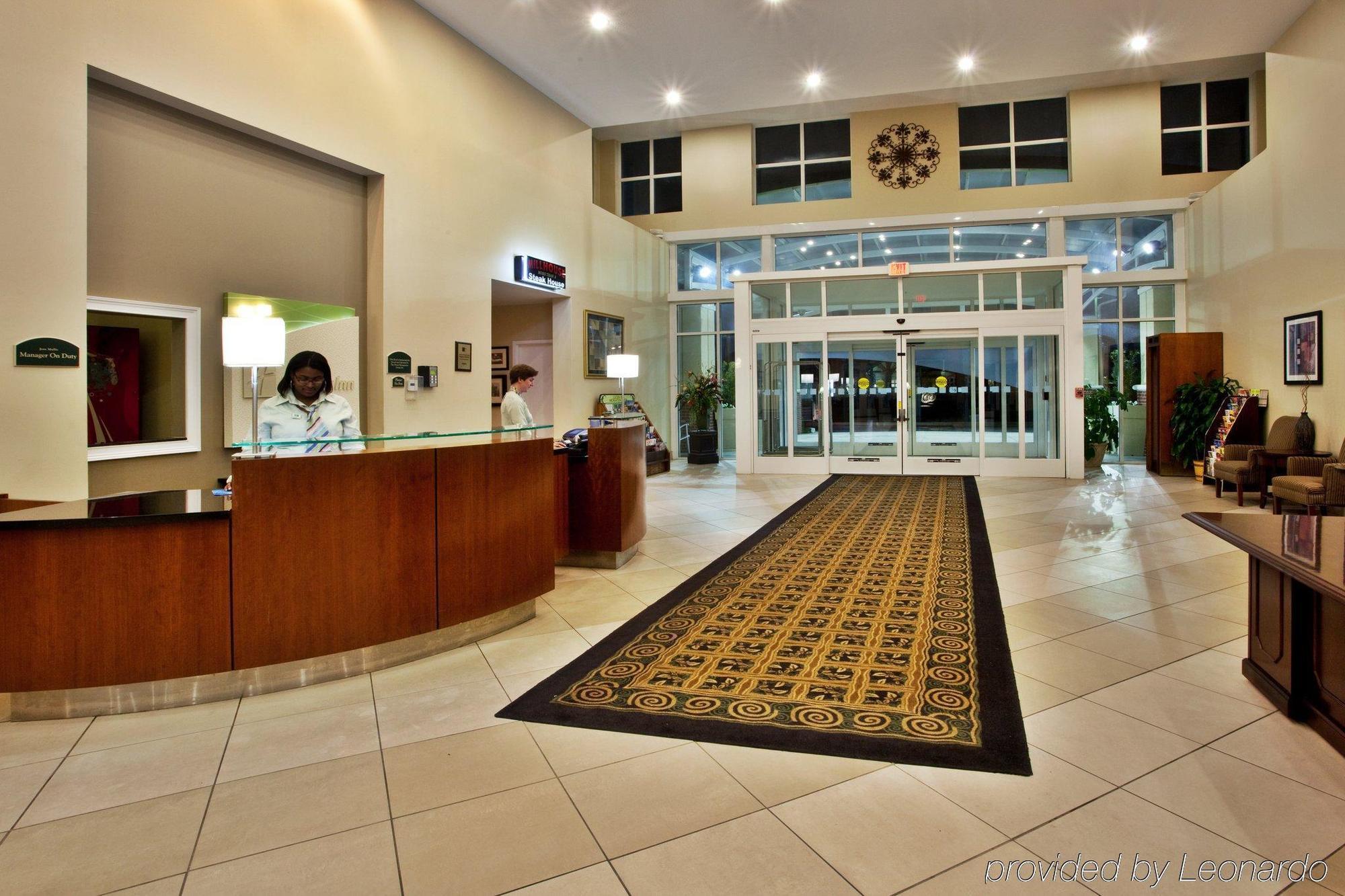 Holiday Inn Brunswick I-95 Интериор снимка